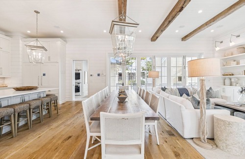 Watercolor Casa | 'Rees on Wiregrass' | Private Pool, Golf Cart, Carriage House | Lake District, WaterColor, FL