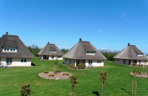 Staberdorf Casa | Reetdachhaus 1, inkl 2 Parkplätze