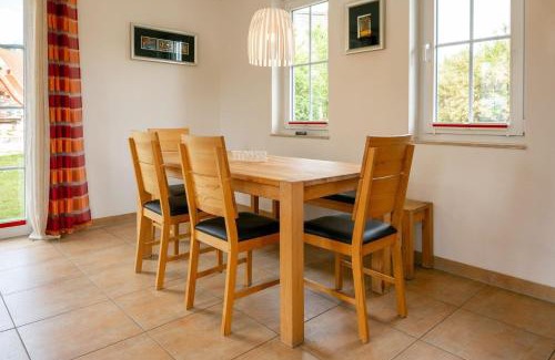 Hohenkirchen Casa | Reethaus Schwan Mit Großem Grundstück