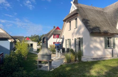 Glowe Casa | Reethaus Seeadler mit Sauna, Terrasse, Garten