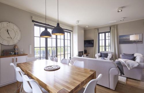 Kreptitz Casa | Reetland am Meer - Luxus Reetdachvilla mit 3 Schlafzimmern, Sauna und Kamin E20