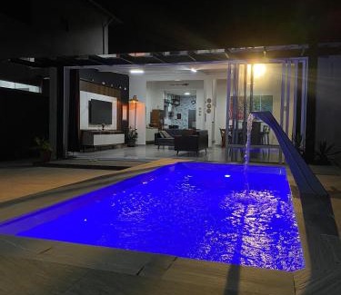 Horto Casa | Refúgio do Litoral , Casa com Piscina Privativa