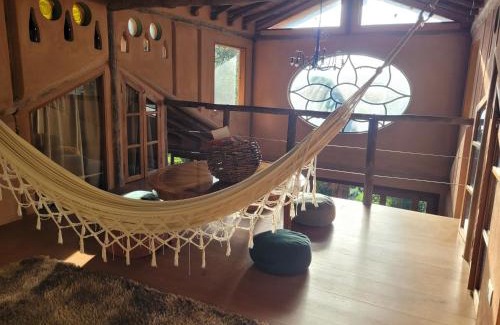 Mairipora Casa | Refúgio Terracota uma casa bioconstruída com arte
