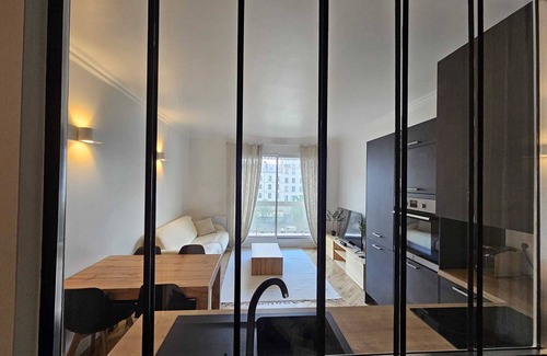 Neuilly-sur-Seine Apartamento | Refait à Neuf: 5min des Champs-elysees, La Defense Arena, 20min la Tour Eiffel