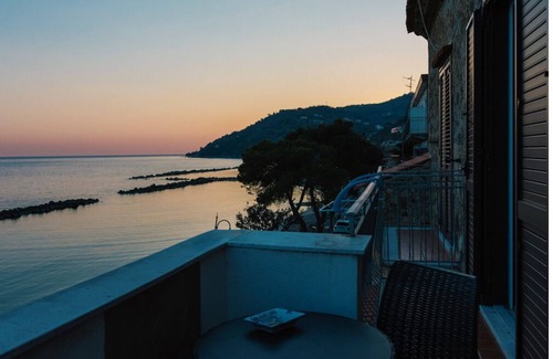Pioppi Apartamento | Refined accommodation with a shabby chic interior and fantastic view