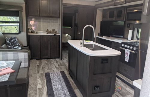 Hot Springs Casa | Dakota 29ft RV @EvansCliff w / Hot Tub on Deck, hermoso Canyon Overlook!