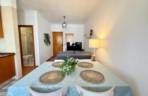 Paco De Arcos Apartamento | Refuge à Beira-Mar in Paço de Arcos