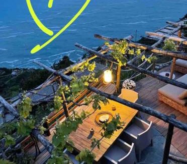 Riomaggiore Villa | Refuge organic Vineyard 5terre UNESCO
