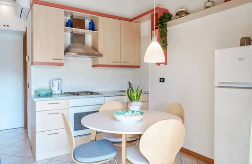 Colà Di Lazise Apartamento | Regarda - Apple Flat with pool and covered parking