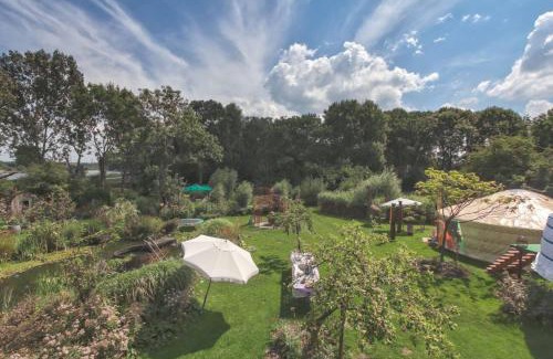 Zuidoost Casa | Reijgershof - Yurt Experience with garden view