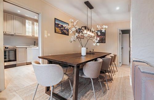 Reine Casa | Reinebringen Trail House