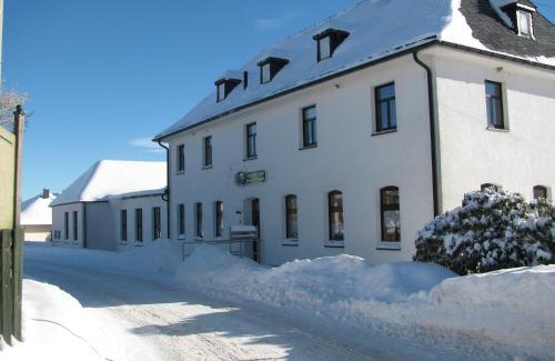 Hohenluftkurort Grunbach Casa | Reiterhof & Pension Lienemann
