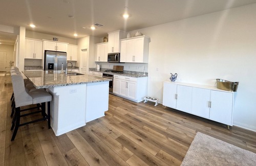 Centennial Hills Casa | Rejuvenating Desert Oasis — Sauna Jacuzzi Massage Hiking Heaven