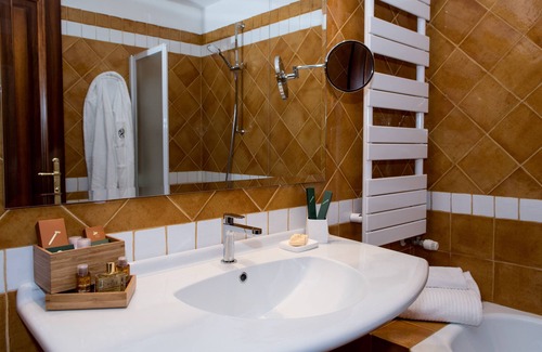 Sandigliano Hotel | Relais Santo Stefano