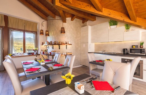 Tassullo Cama Y Desayuno | Relais Villa Quercia