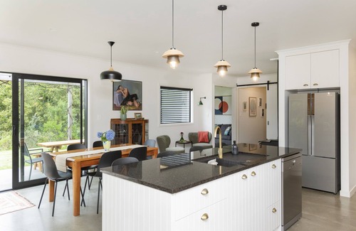 Gisborne Casa | Relax and recharge inside and outside this special home
