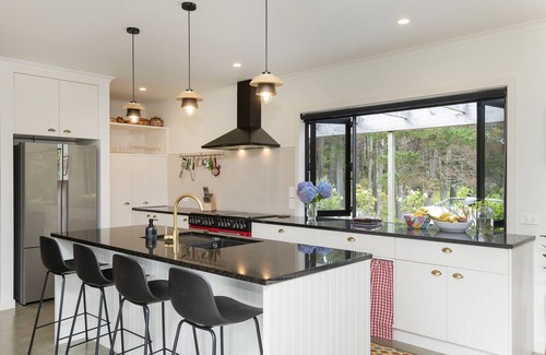 Gisborne Casa | Relax and recharge inside and outside this special home