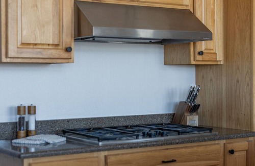 Davenport Casa | Relax at Friday Bay Retreat With Beautiful Lake Views .25 miles to Lake Trail