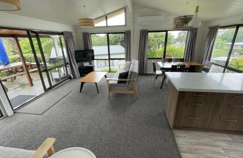 Pauanui Casa | Relax at Pauanui - Pauanui Holiday Home