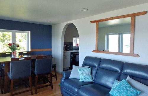 Niobe Cabaña | Vacaciones en el lago, excelente vista, muelle propio + pozo de fuego + BBQ + estacionamiento + cerca del centro