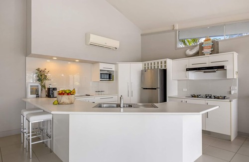 Buderim Casa | Relax in Buderim - water views