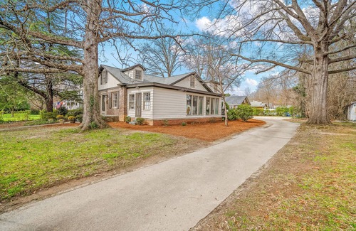 Burlington Casa | Relax in Luxury The Fogleman House in Historic Downtown Burlington