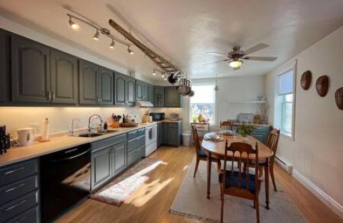 Milford Casa | Relax in Style and Comfort in South Bay