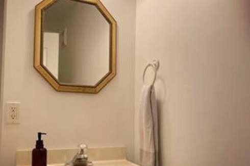 Milford Casa | Relax in Style and Comfort in South Bay
