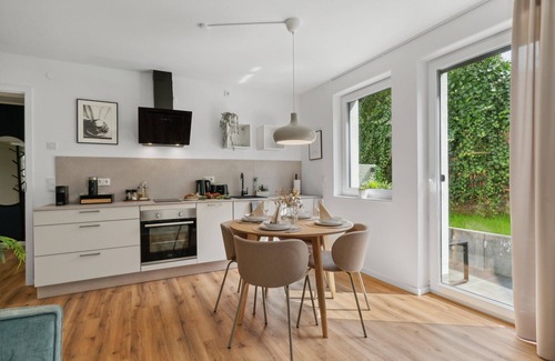 Bielefeld Apartamento | Relax in Style Apartment with Terrace & Free Parking Bielefeld’s Best Location