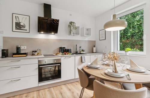 Bielefeld Apartamento | Relax in Style Apartment with Terrace & Free Parking Bielefeld’s Best Location