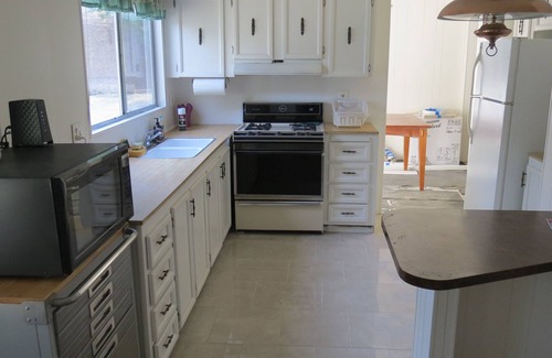 California Hot Springs Casa | ¡Tu propio bosque de pinos privado!