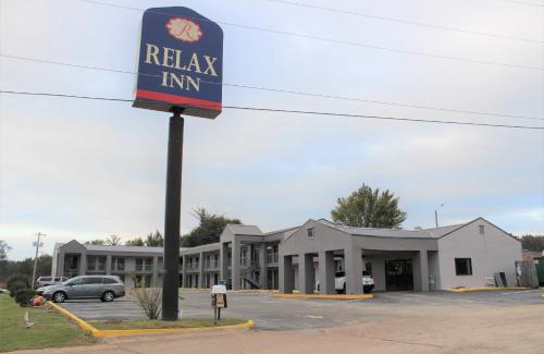Canton Hotel | Relax Inn Canton