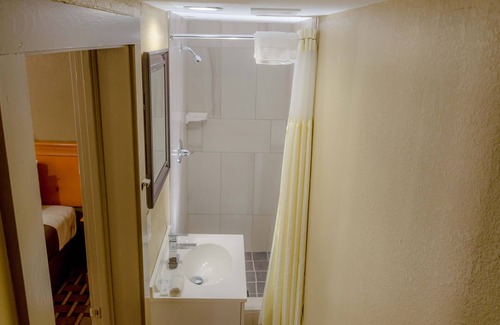 Bryson City Hotel | Relax Inn