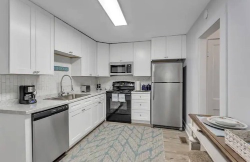 Easley Casa | Relax near Falls Park 20 min drive