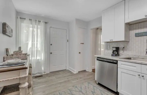 Easley Casa | Relax near Falls Park 20 min drive