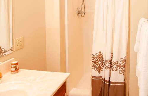Sandusky Cabina | Millsite Lodge Stable Room Five