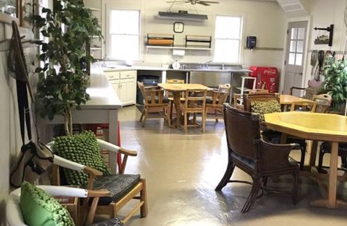 Sandusky Cabina | Millsite Lodge Stable Room Five