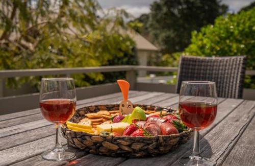 Pauanui Casa | Relax On Courtney - Pauanui Holiday Home