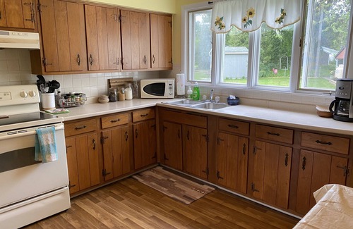 Town of Richmond Cabaña | Relájate y disfruta de la hermosa vista del lago Honeoye