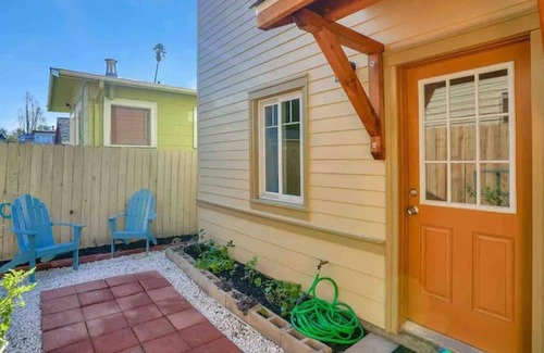 Dimond Apartamento | Relax Stay! Studio Private yard & Great Location!