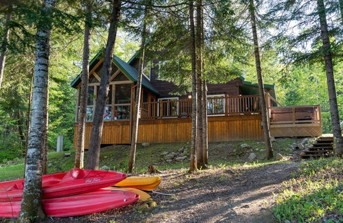 Chertsey Casa | Relax Sur le Lac bord de l’eau avec spa CITQ258834