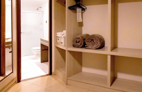 Foz do Iguacu Hotel | Relax Together | A Cozy Couples' Room Where Trendy Meets Comfort