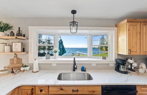 Saginaw Casa | Relax & Unwind - Cozy Waterfront Oasis Near Duluth