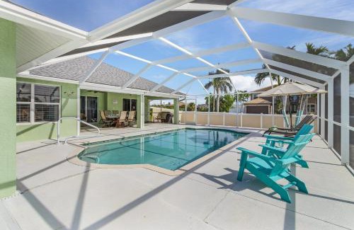 Pelican Casa | Relax & Unwind in Great Location, Bicycles, Heated pool - Villa Green House - Roelens
