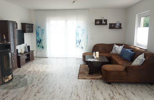 Zempin Apartamento | Recreación en cada temporada - amplio apartamento moderno con sauna