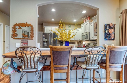 Old Farm District Casa | Relaxed Comfort in SE Bend - 3BR, 2BA with A/C & Cozy Patio