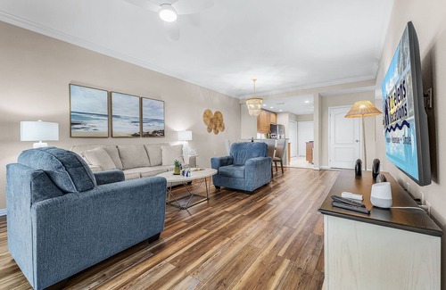 Gateway Condominio | Relaxed Golfside Living with New Furnishings & Scenic Views – Palm Breeze Fairway