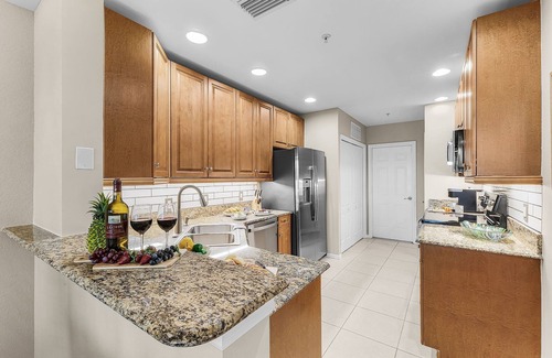 Gateway Condominio | Relaxed Golfside Living with New Furnishings & Scenic Views – Palm Breeze Fairway