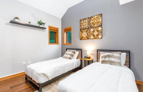 The Galena Territory Casa | Relaxing 2Bedroom Townhome w/Playroom & Great View