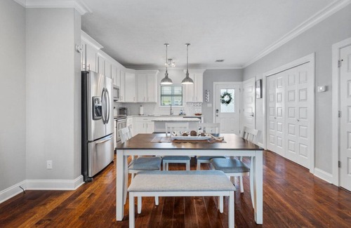 Lake Charles Casa | Relaxing 3 BR Townhouse Near Downtown, Lake & Casinos!